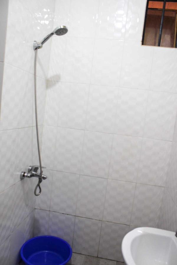 Akagera Neighbors Bed & Breakfast Kabarondo Exterior photo